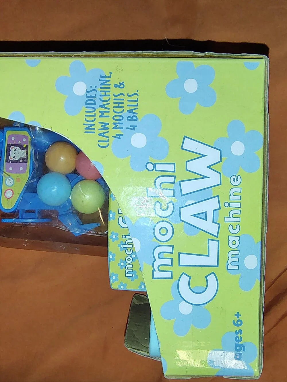 New/Never Opened Mochi Mini Claw Machine